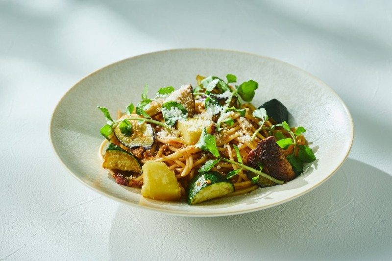 Wagyu beef and onion bolognese with the aroma of Osaka Daigen miso.
