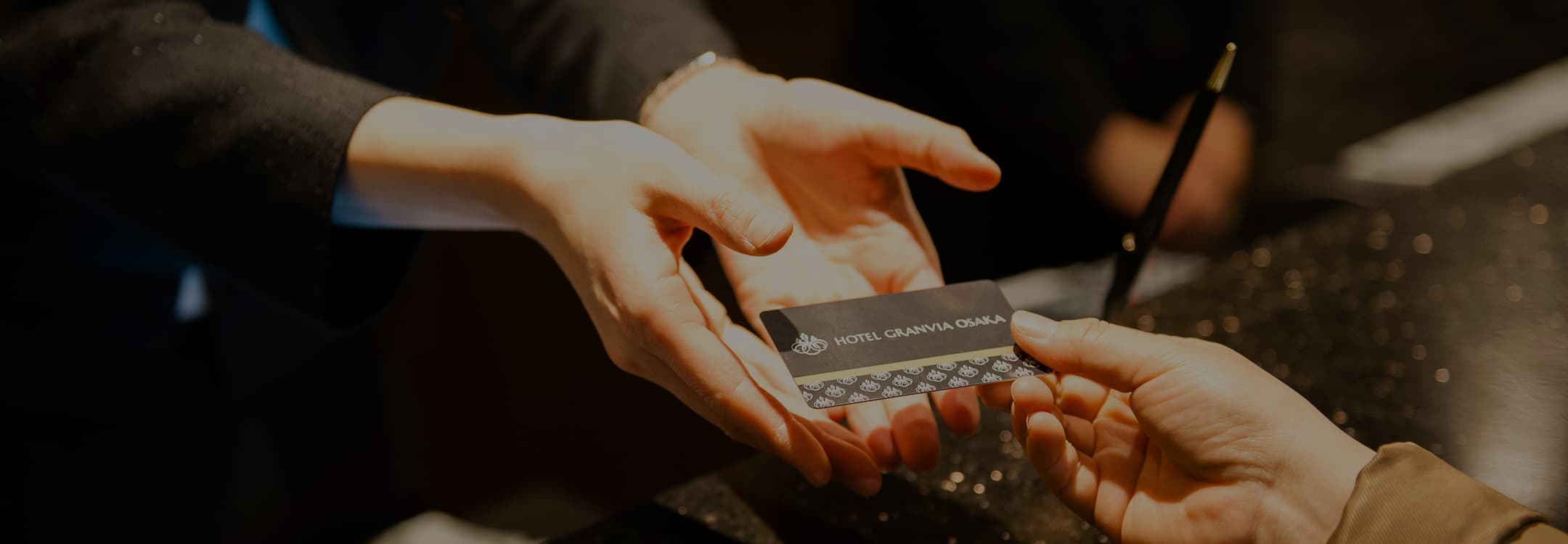 <br />
<b>Warning</b>:  Undefined variable $fv_img_alt in <b>/home/jrwesthotel/jrwest-hotels.jp/public_html/granvia-osaka/templates/header.php</b> on line <b>106</b><br />
