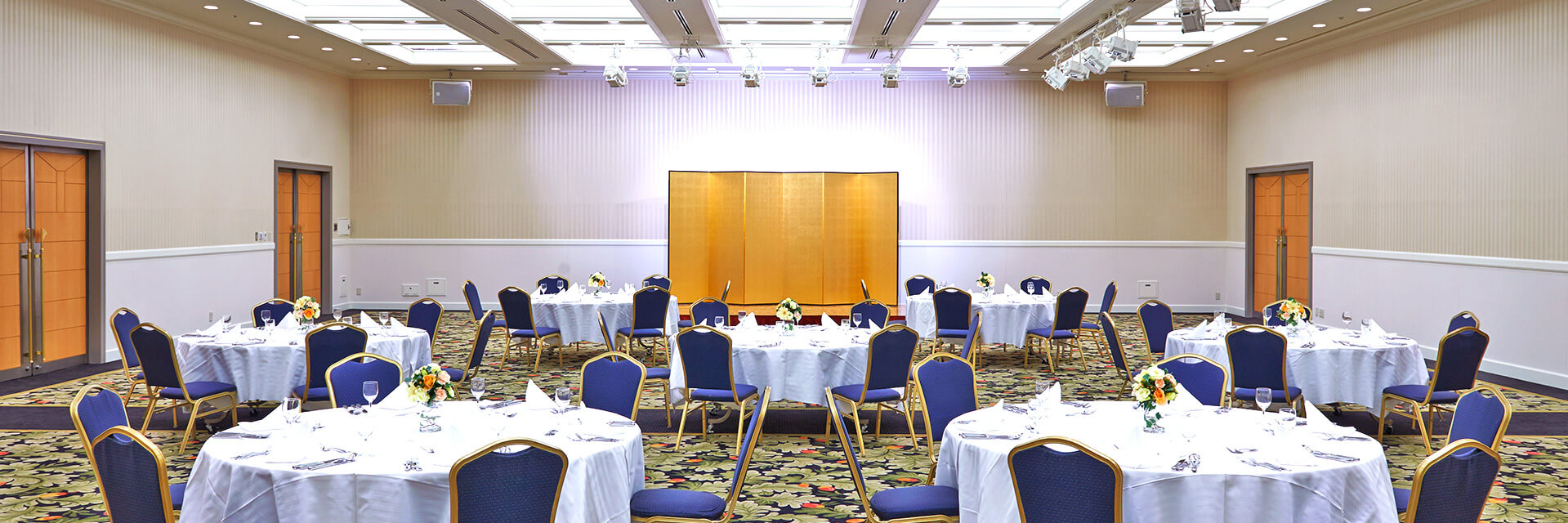 Conveniently located directly connected to JR Amagasaki Station, perfect for a wide variety of gatherings